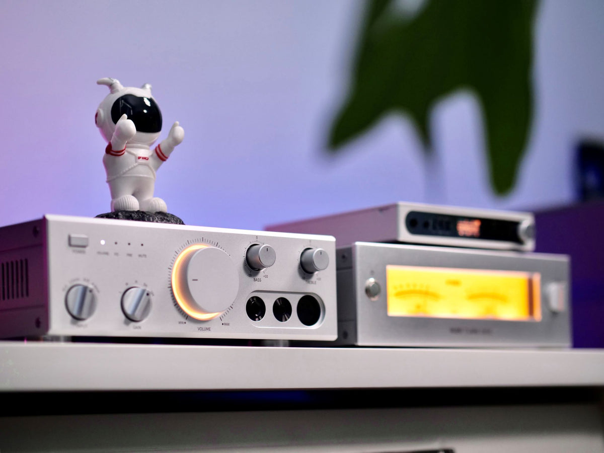 FiiO Class A Headphone Amplifier matches Warmer DAC
