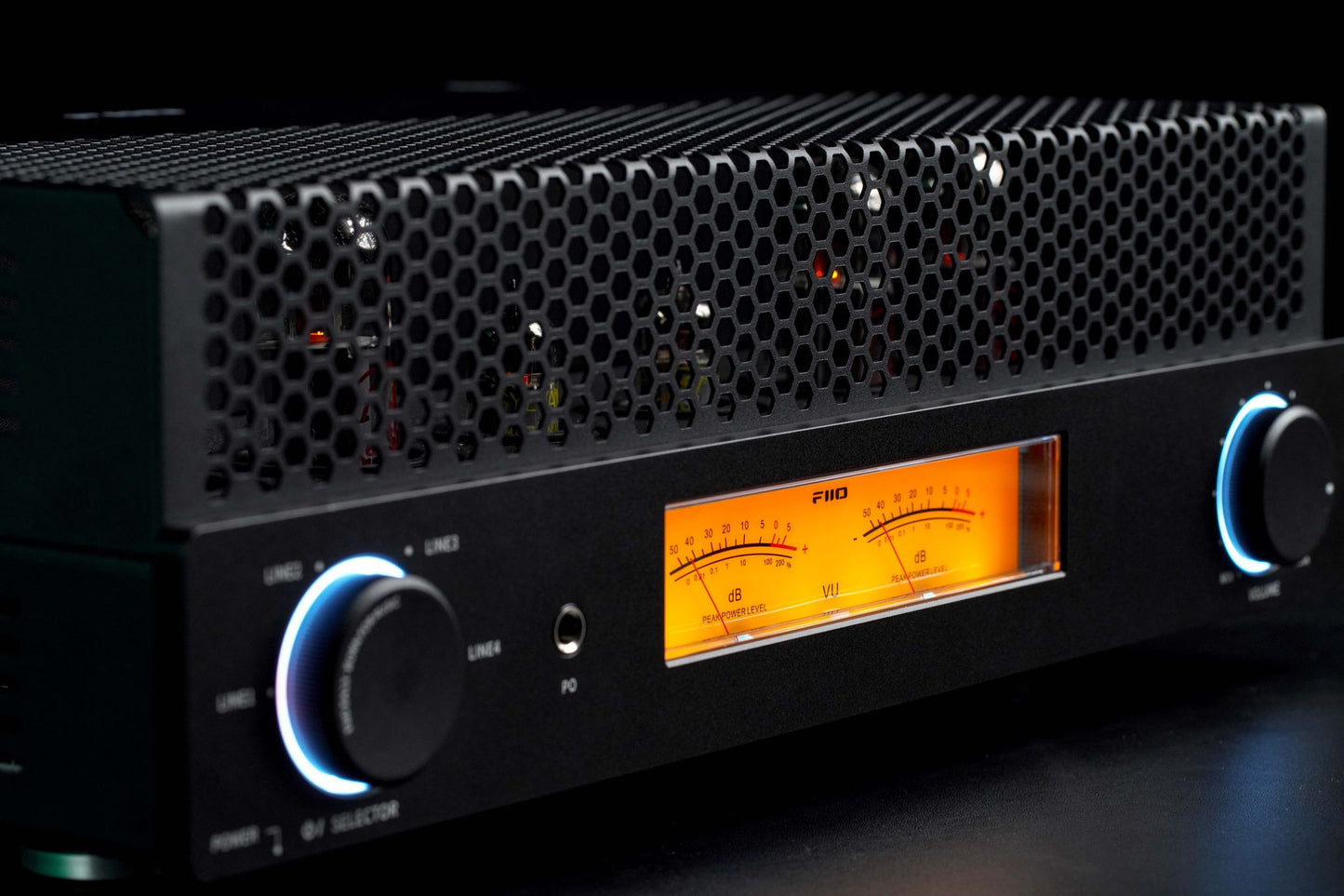 FiiO EA13 el34 tube amp, adjustable lighting 