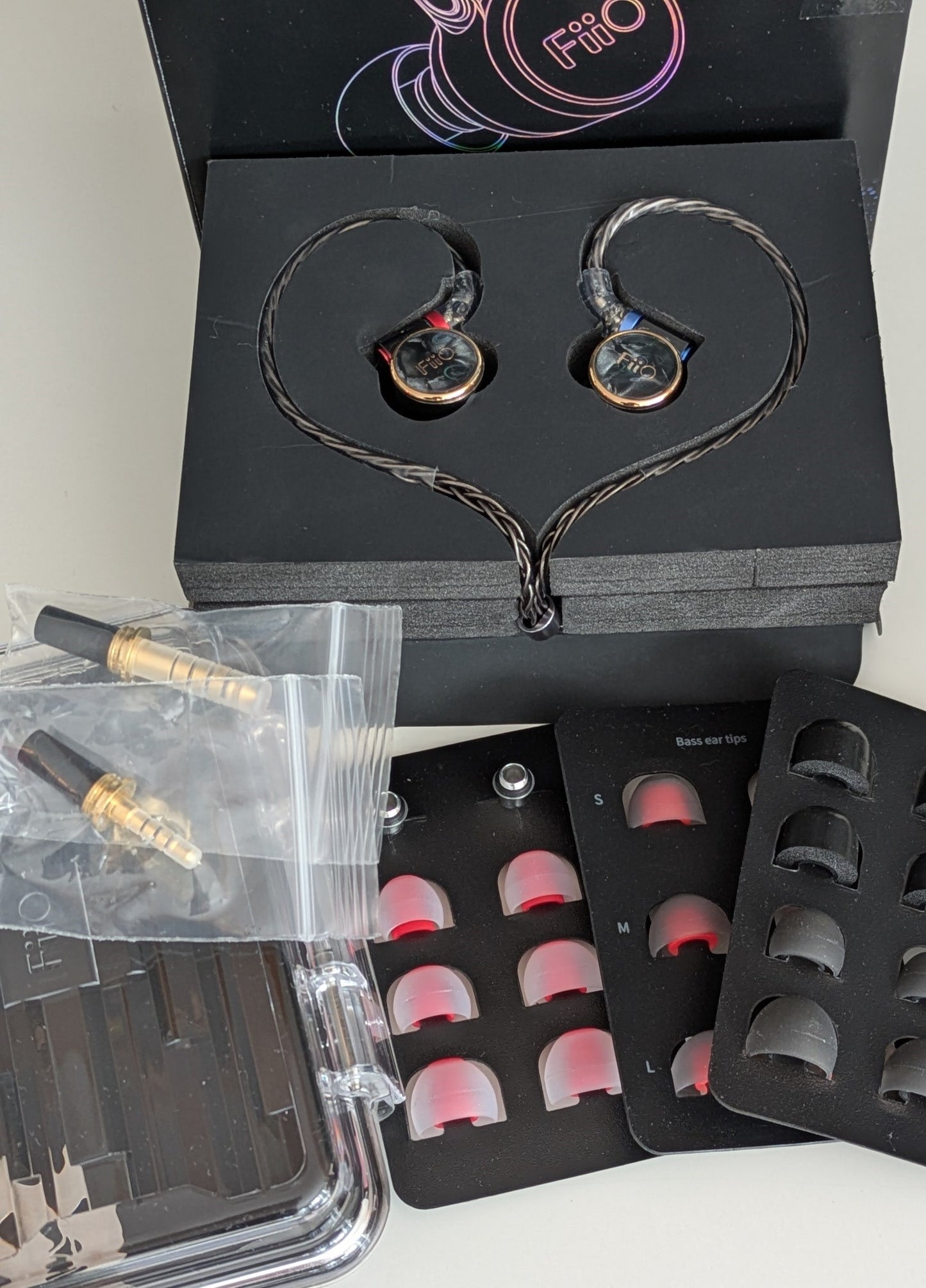 Fiio FD3 Pro accessories, photo on hand in our local office