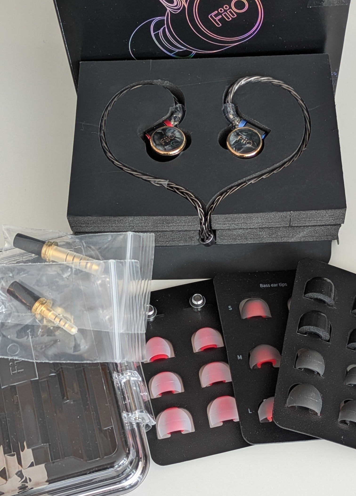 Fiio FD3 Pro accessories, photo on hand in our local office